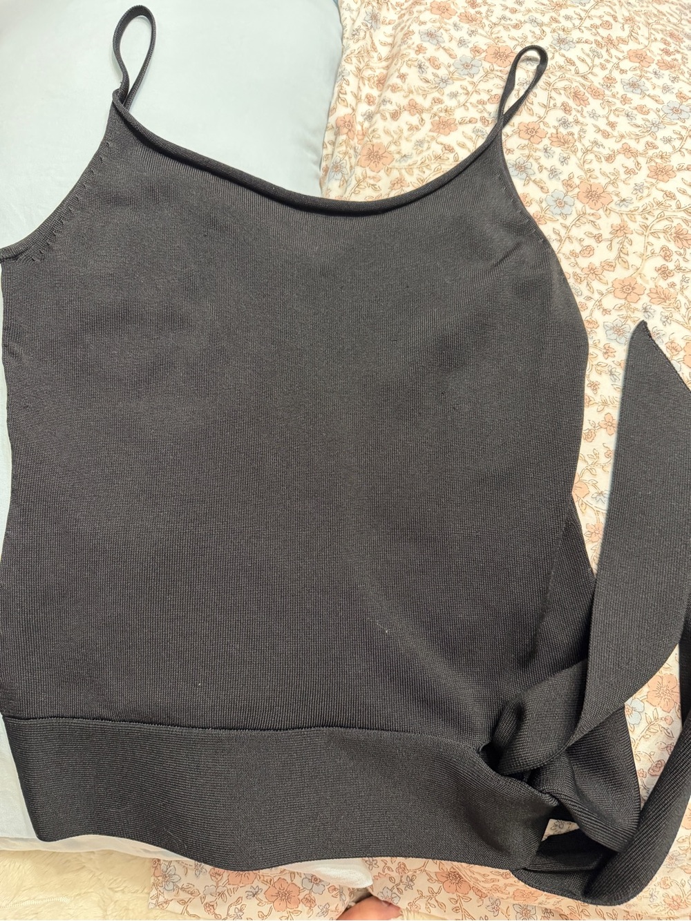 Banana Republic Black Sleeveless Silk Tie-Waist cami